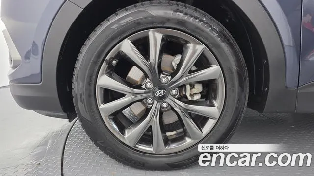 Hyundai Santa Fe 2015 thumb 5