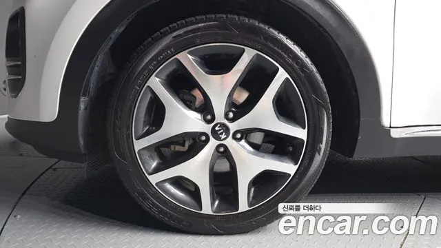 Kia Sportage 2015 thumb 5