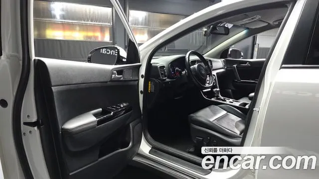 Kia Sportage 2015 thumb 10