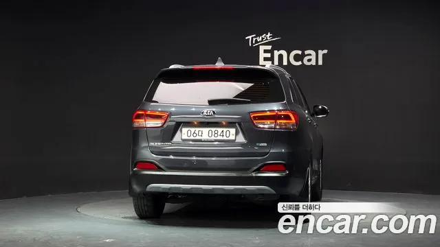 Kia Sorento 2015 thumb 4