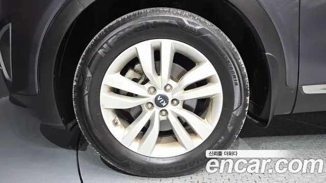 Kia Sorento 2015 thumb 5