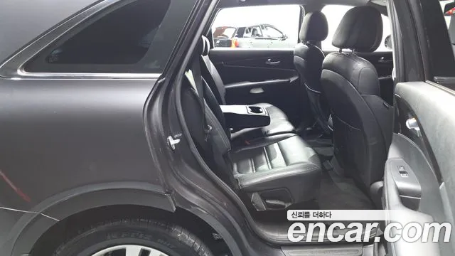 Kia Sorento 2015 thumb 11