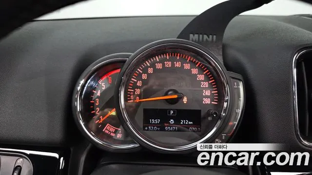 Mini Countryman 2020 thumb 8