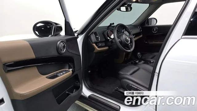 Mini Countryman 2020 thumb 10