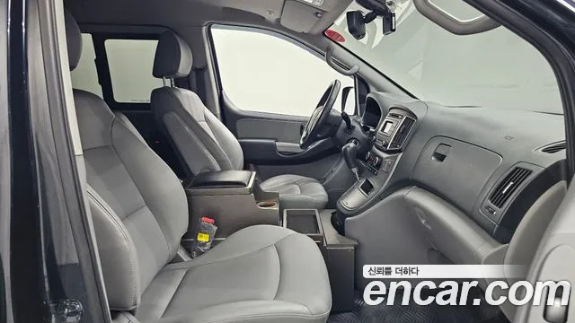 Hyundai Starex 2020 thumb 11