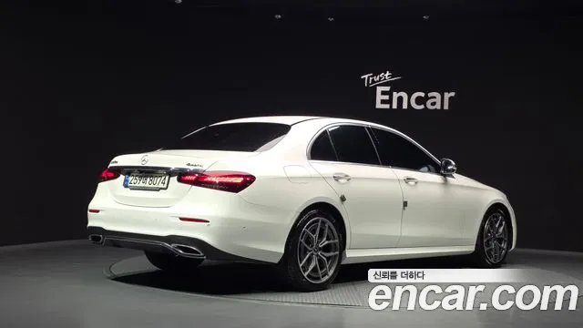 Mercedes-Benz E-Класс 2021 thumb 2