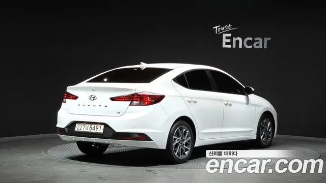 Hyundai Avante 2019 thumb 2