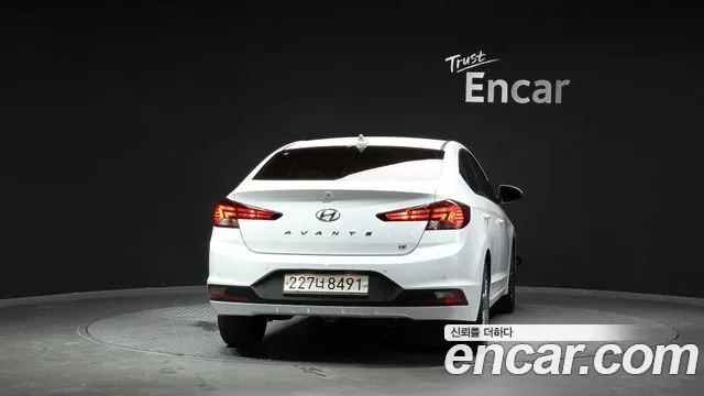 Hyundai Avante 2019 thumb 4