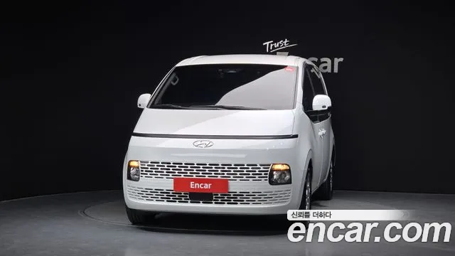 Hyundai Staria 2022 thumb 3