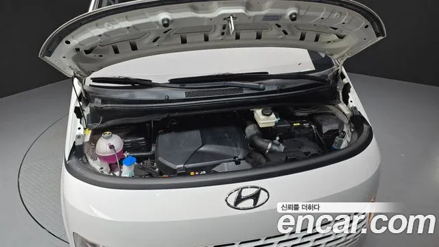 Hyundai Staria 2022 thumb 6