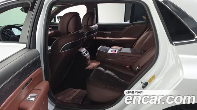 Genesis G90 2023 thumb 11