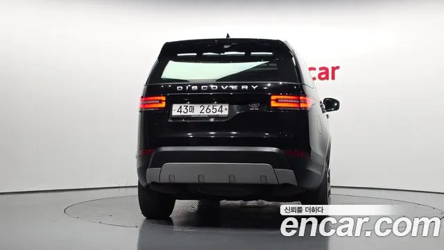 Land Rover Discovery 2017 thumb 4