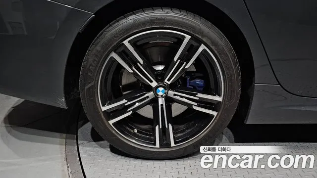 BMW 3 серии 2025 thumb 5
