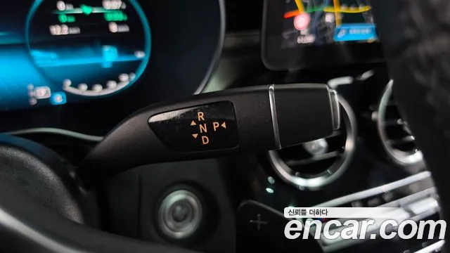 Mercedes-Benz GLC 2021 thumb 9
