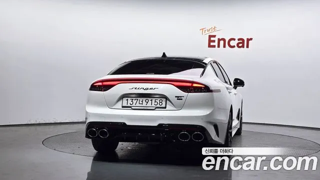 Kia Stinger 2021 thumb 4