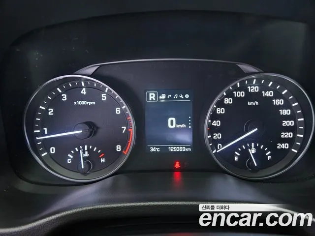 Hyundai Avante 2017 thumb 8