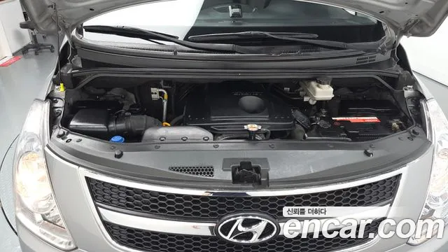 Hyundai Starex 2015 thumb 6