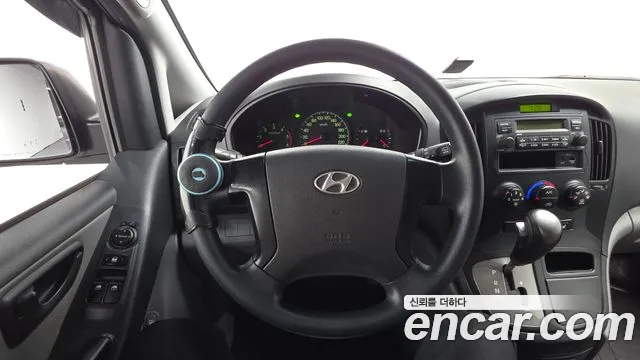 Hyundai Starex 2015 thumb 12