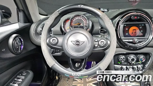 Mini Clubman 2020 thumb 12