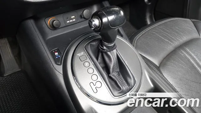 Kia Sportage 2010 thumb 9