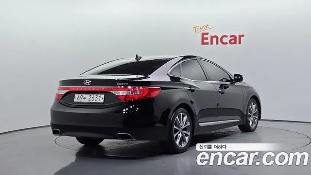 Hyundai Grandeur 2015 thumb 2
