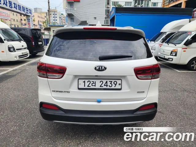 Kia Sorento 2017 thumb 6