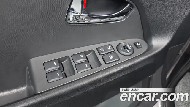 Kia Sportage 2011 thumb 11