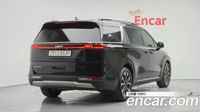 Kia Carnival 2022 thumb 2