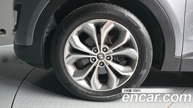 Hyundai Santa Fe 2013 thumb 5