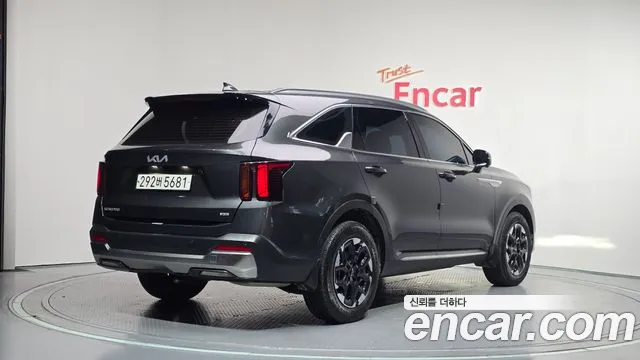 Kia Sorento 2023 thumb 2