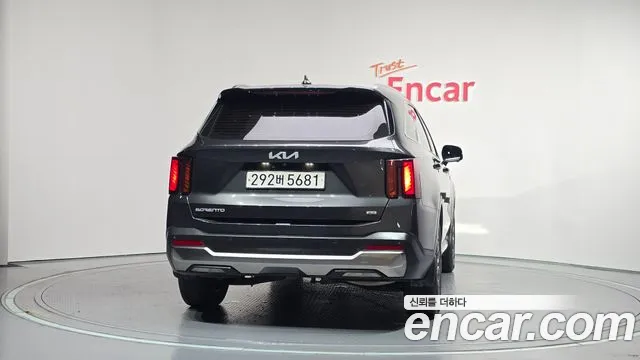 Kia Sorento 2023 thumb 4