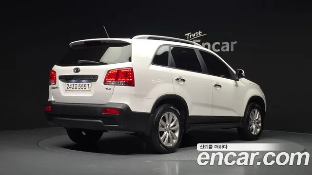 Kia Sorento 2011 thumb 2