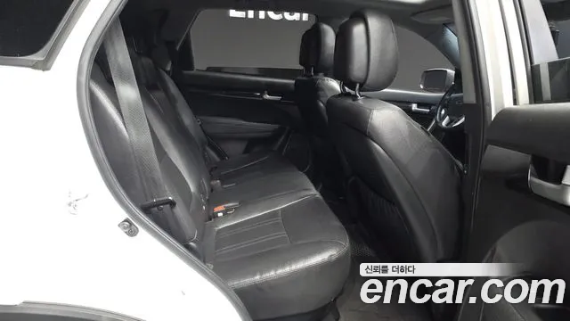 Kia Sorento 2011 thumb 12
