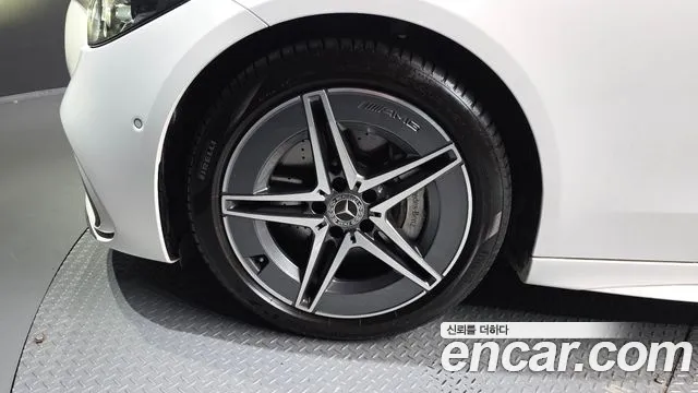 Mercedes-Benz C-Класс 2025 thumb 5