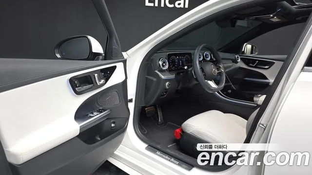 Mercedes-Benz C-Класс 2025 thumb 10