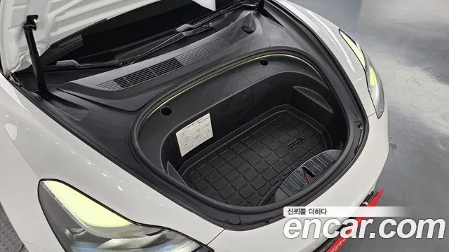 Tesla Model 3 2021 thumb 6