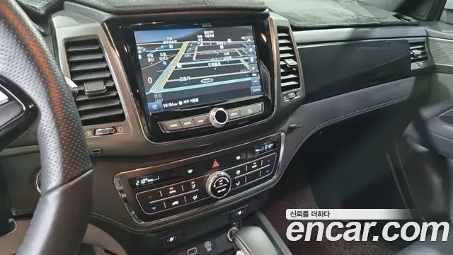 KG_Mobility_Ssangyong Rexton 2021 thumb 10