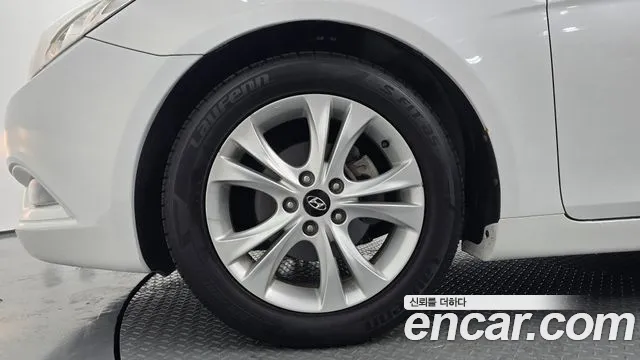 Hyundai Sonata 2010 thumb 5
