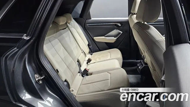 Audi Q3 2022 thumb 11