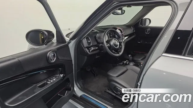 Mini Countryman 2020 thumb 10