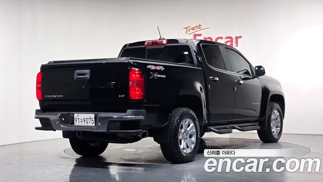 Chevrolet Colorado 2022 thumb 2