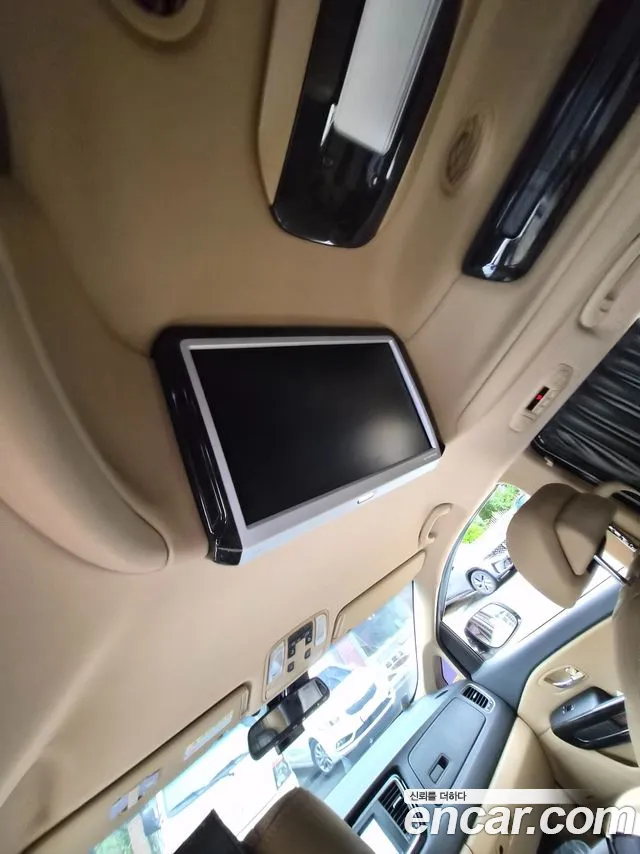 Kia Carnival 2018 thumb 6
