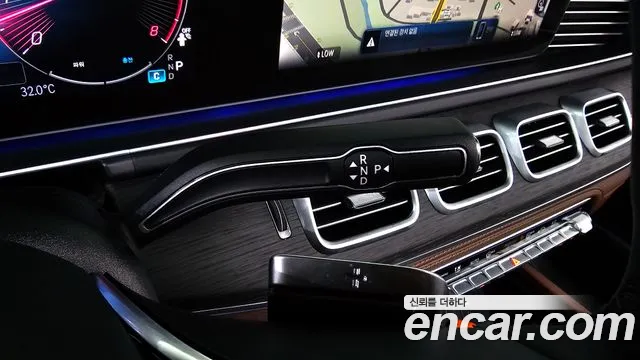 Mercedes-Benz GLE 2025 thumb 9