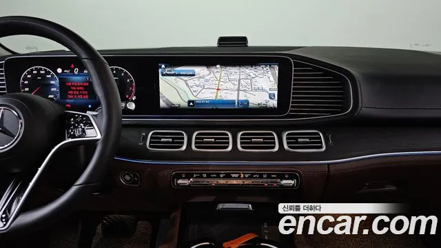 Mercedes-Benz GLE 2025 thumb 12