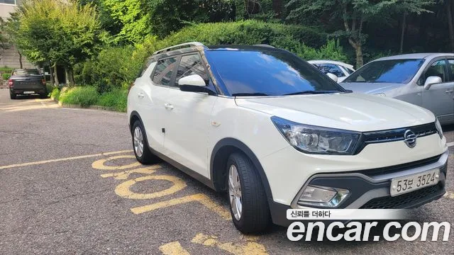 KGM Tivoli Air 2017 thumb 3