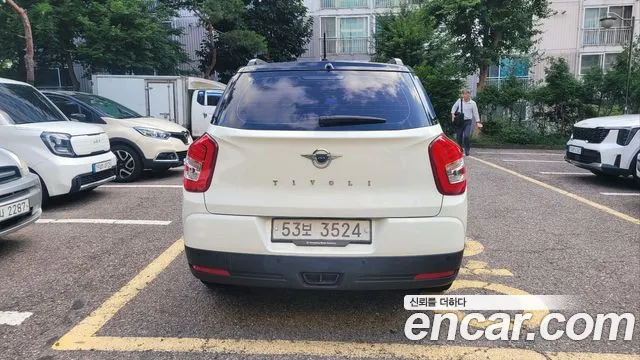 KGM Tivoli Air 2017 thumb 6