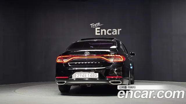 Hyundai Grandeur 2017 thumb 4