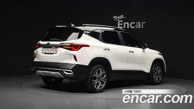 Kia Seltos 2019 thumb 2