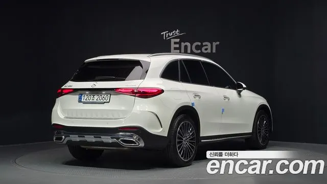 Mercedes-Benz GLC 2024 thumb 2