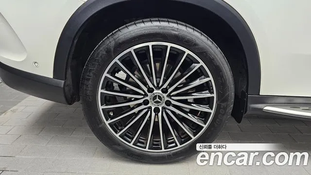 Mercedes-Benz GLC 2024 thumb 5